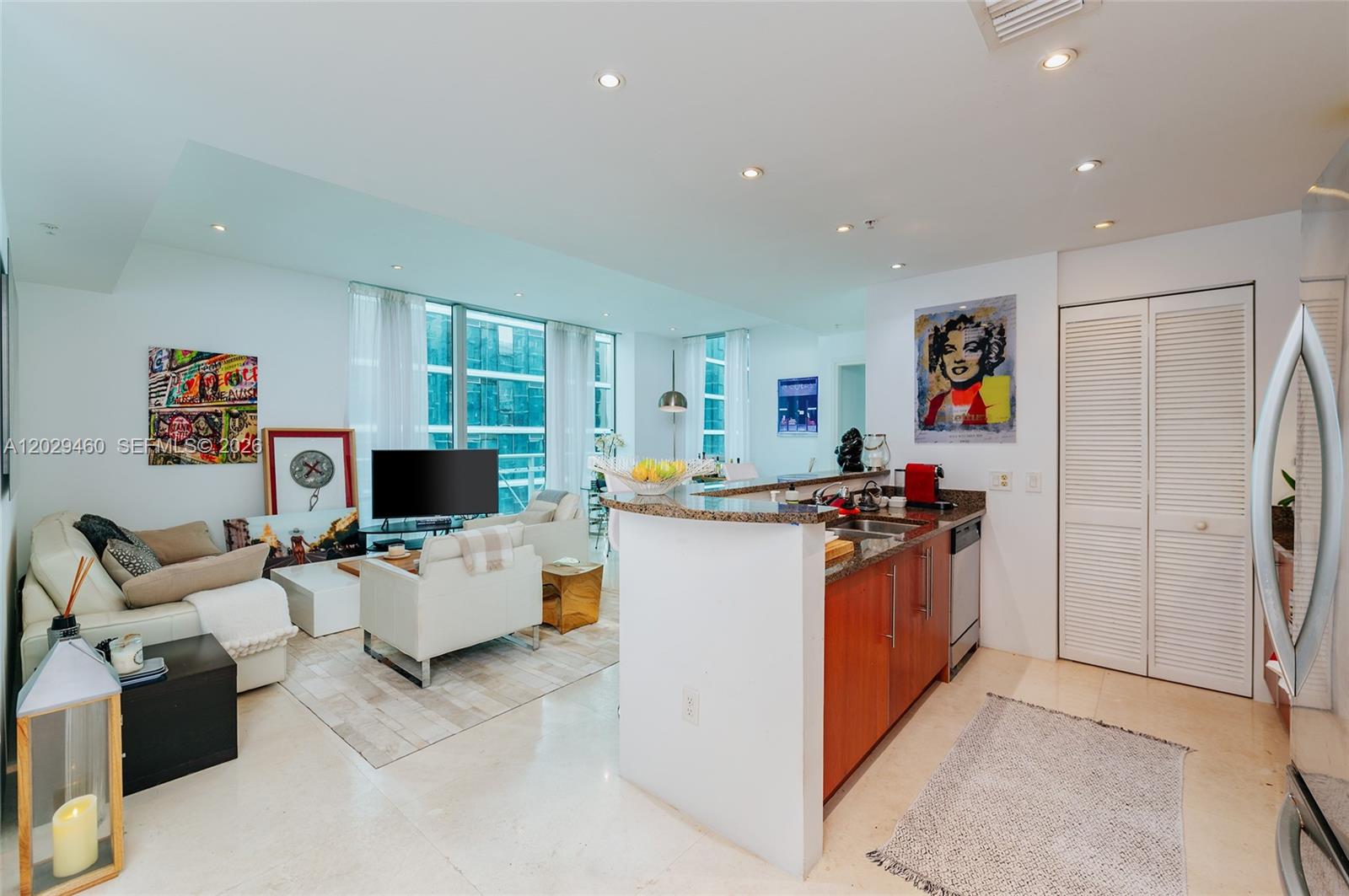 300 S Biscayne Blvd T-3702 - Image 1