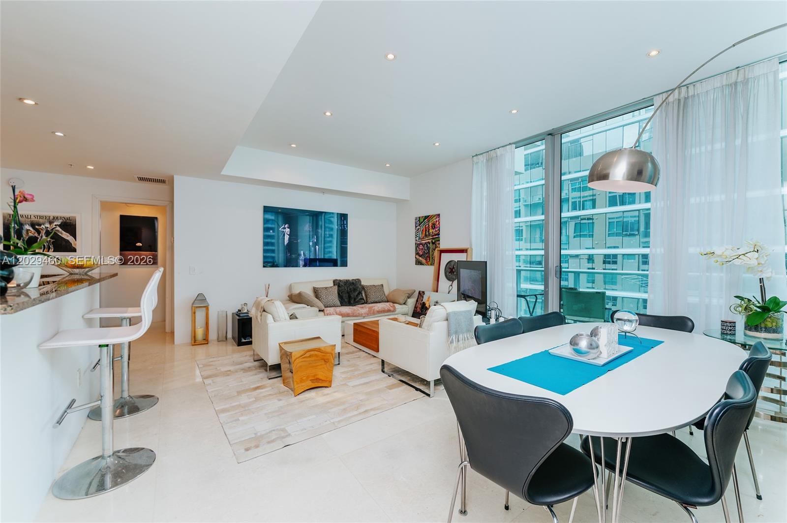 300 S Biscayne Blvd T-3702
