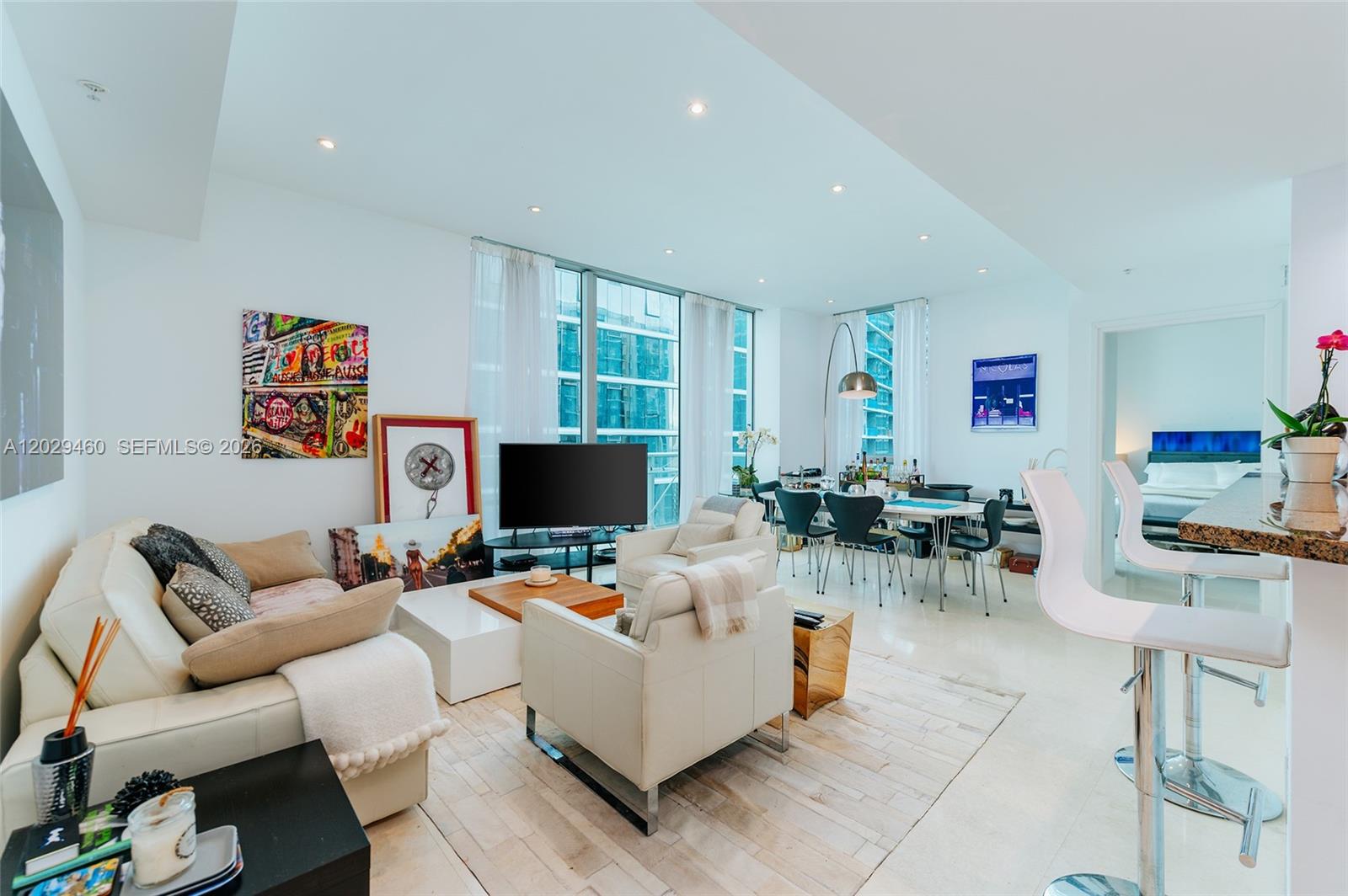 300 S Biscayne Blvd T-3702