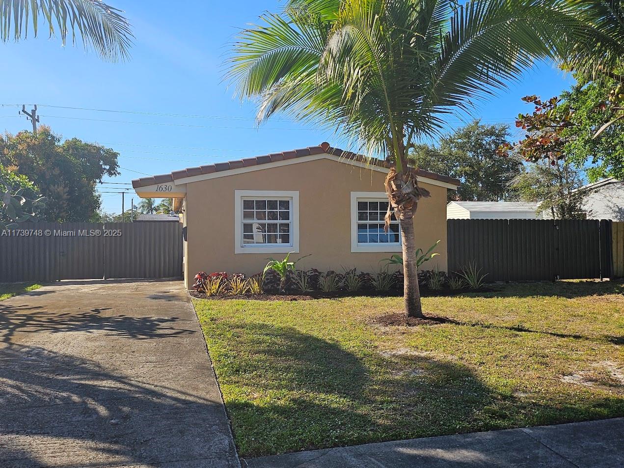 1630 N 69th Ave, Hollywood, Broward County, Florida - 3 Bedrooms  
2 Bathrooms - 