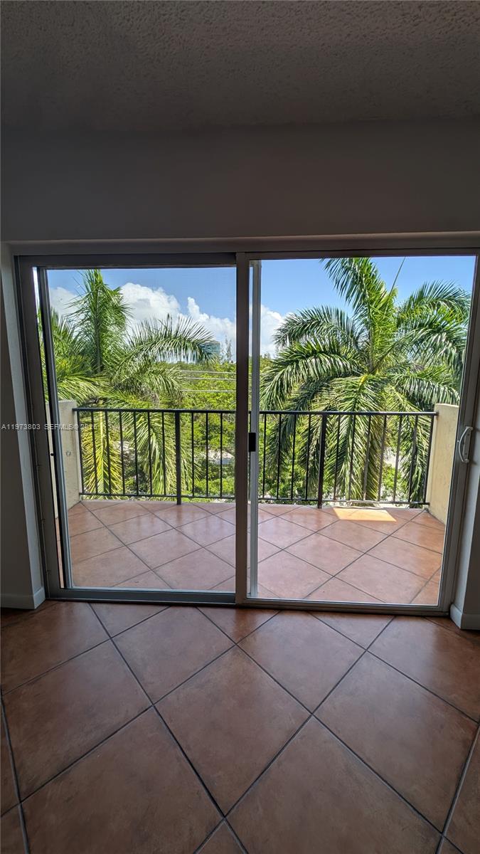 MARINA PARK CONDO PH I - Residential