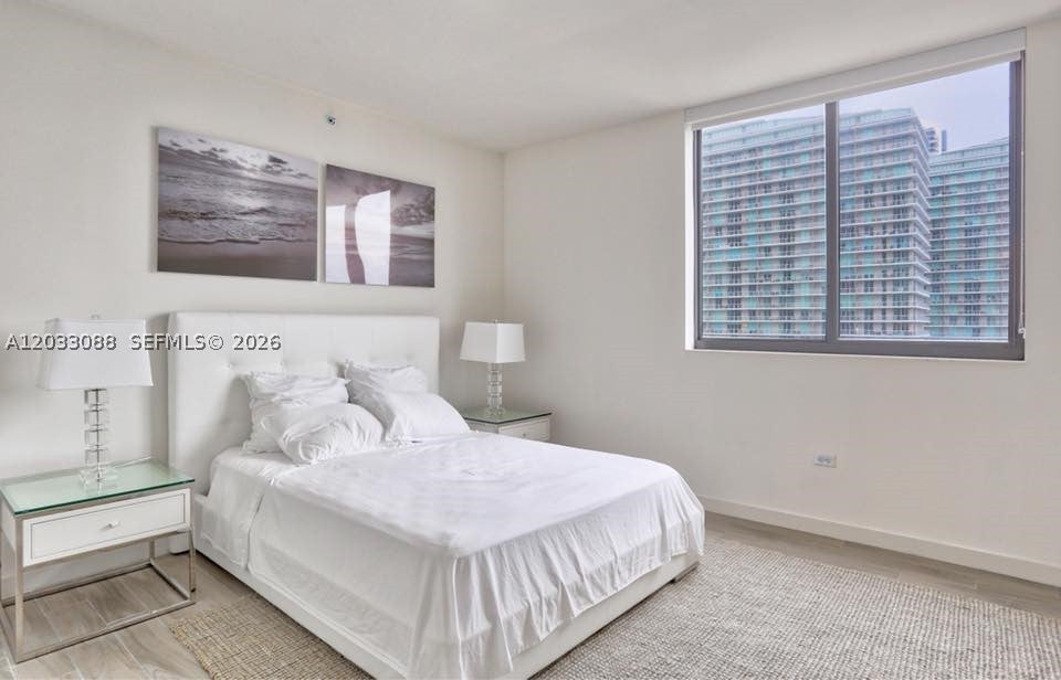999 SW 1st Ave 2404