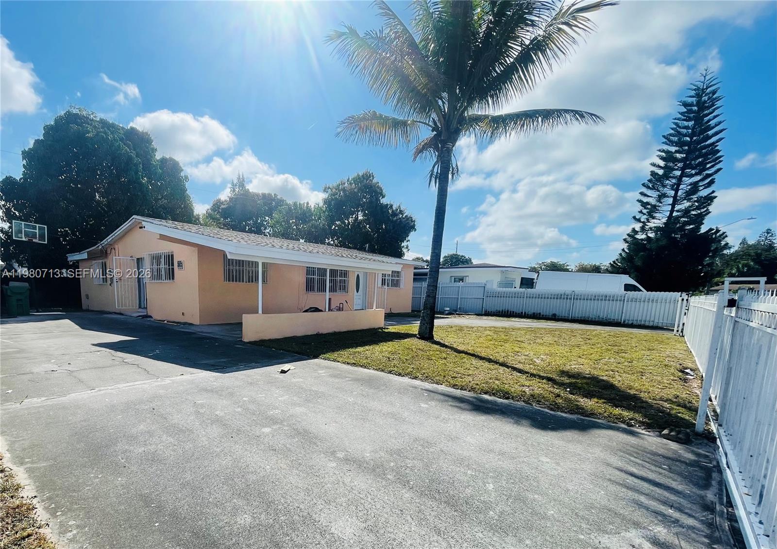 REALSITE ESTATES SEC 1 - Residential