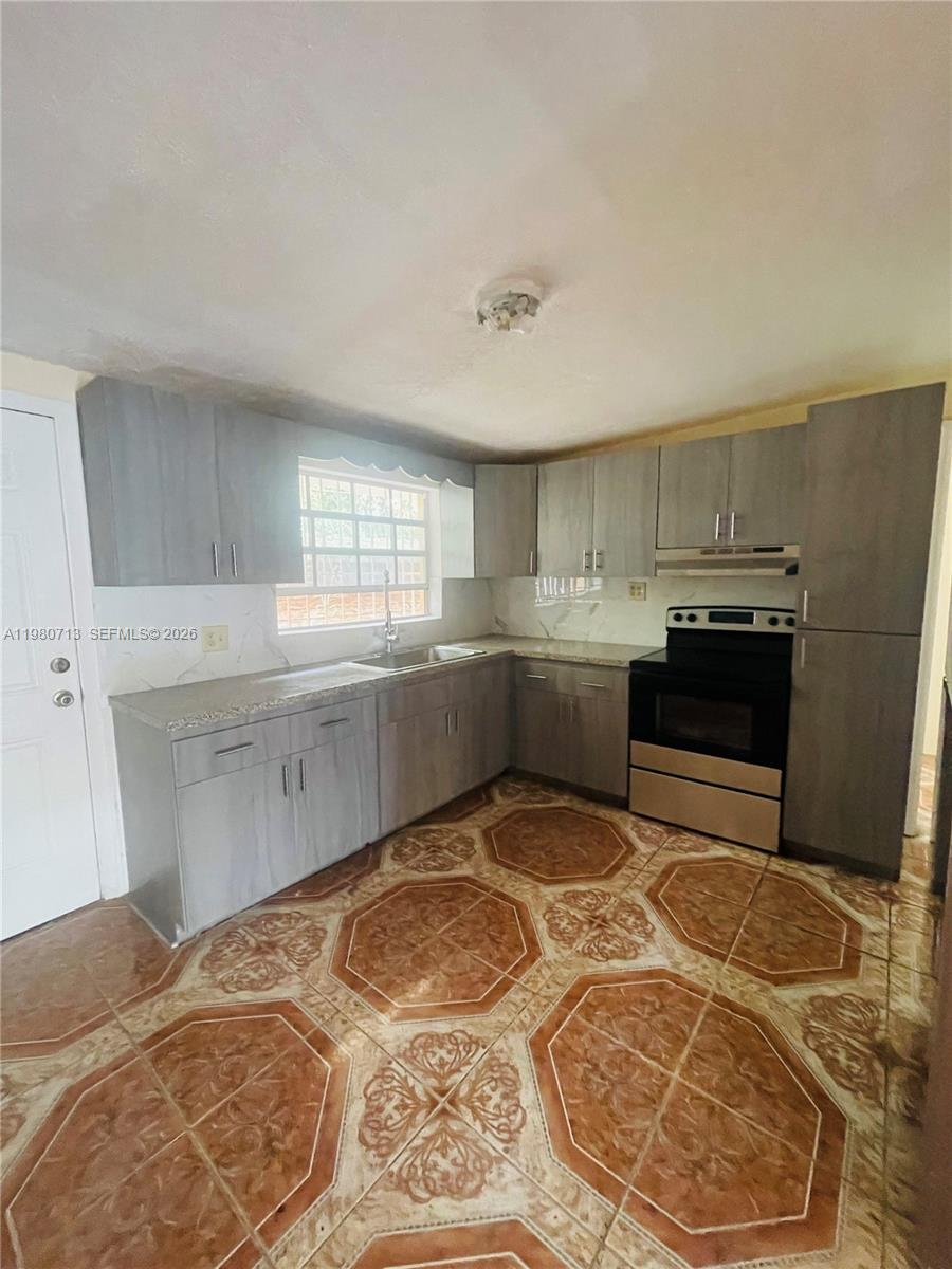 REALSITE ESTATES SEC 1 - Residential