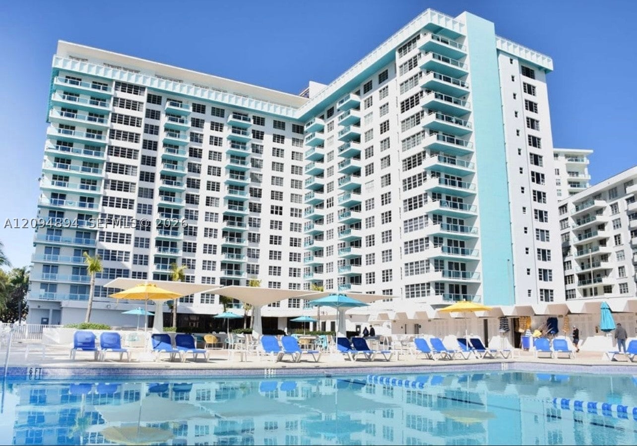 5101 Collins Ave 11N