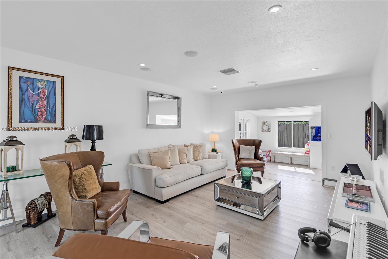JEWEL ESTS - Residential