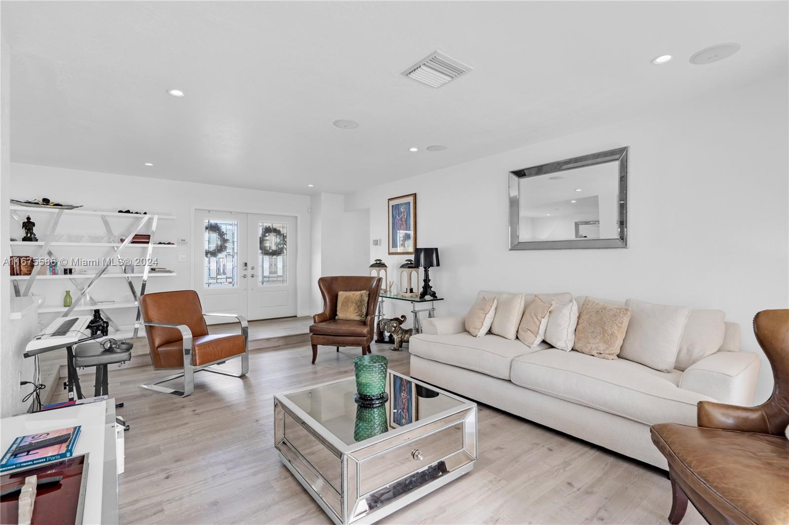 JEWEL ESTS - Residential