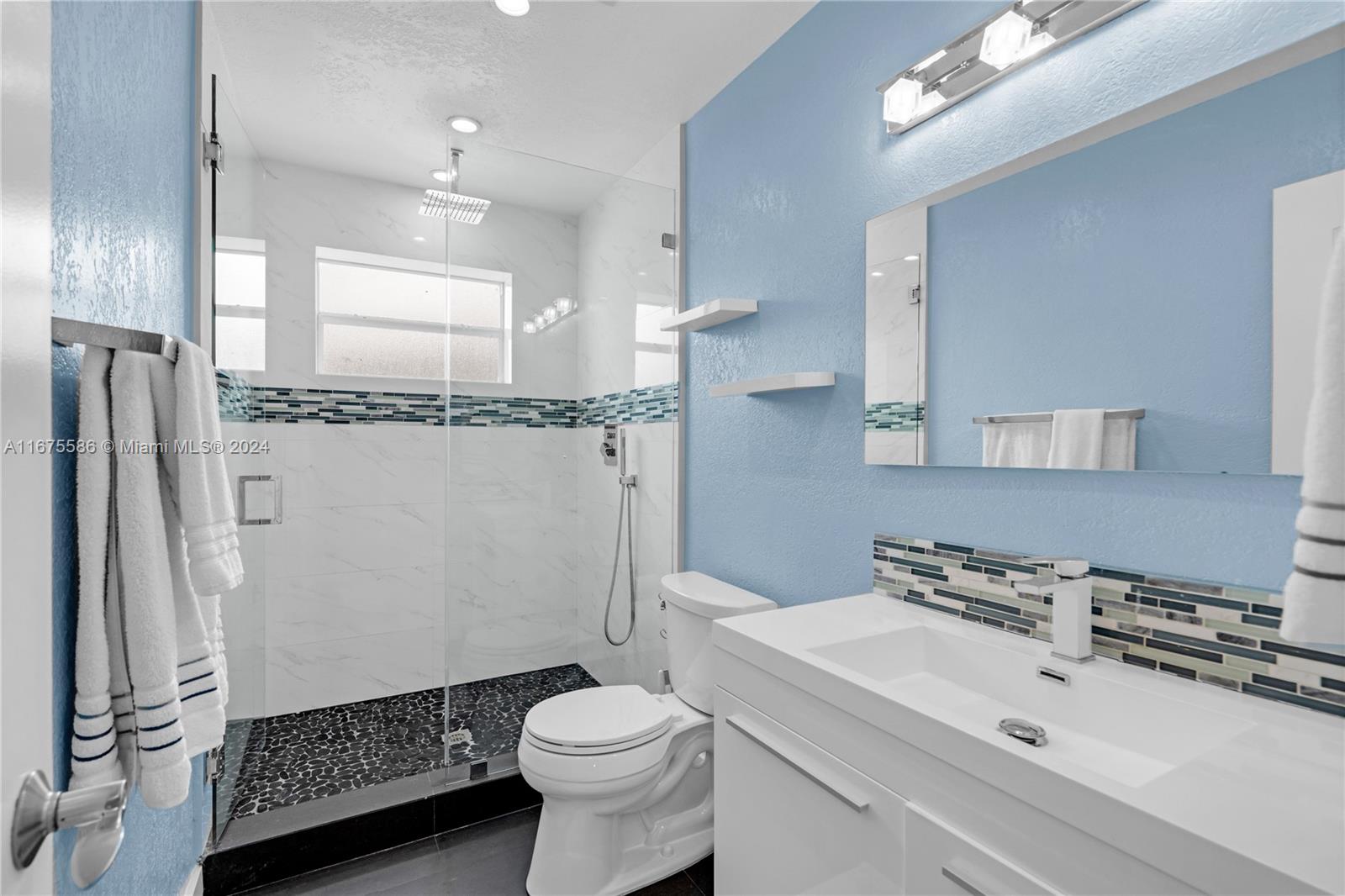 JEWEL ESTS - Residential