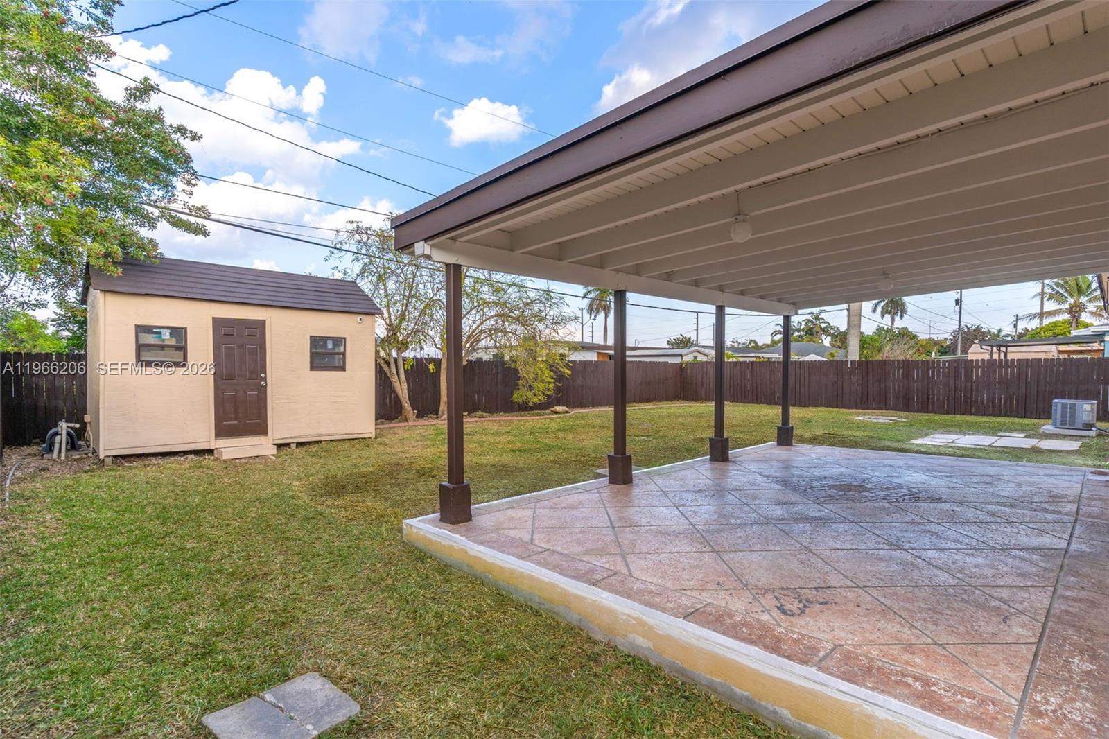 REPLAT OF PORTION OF FLOR - Residential