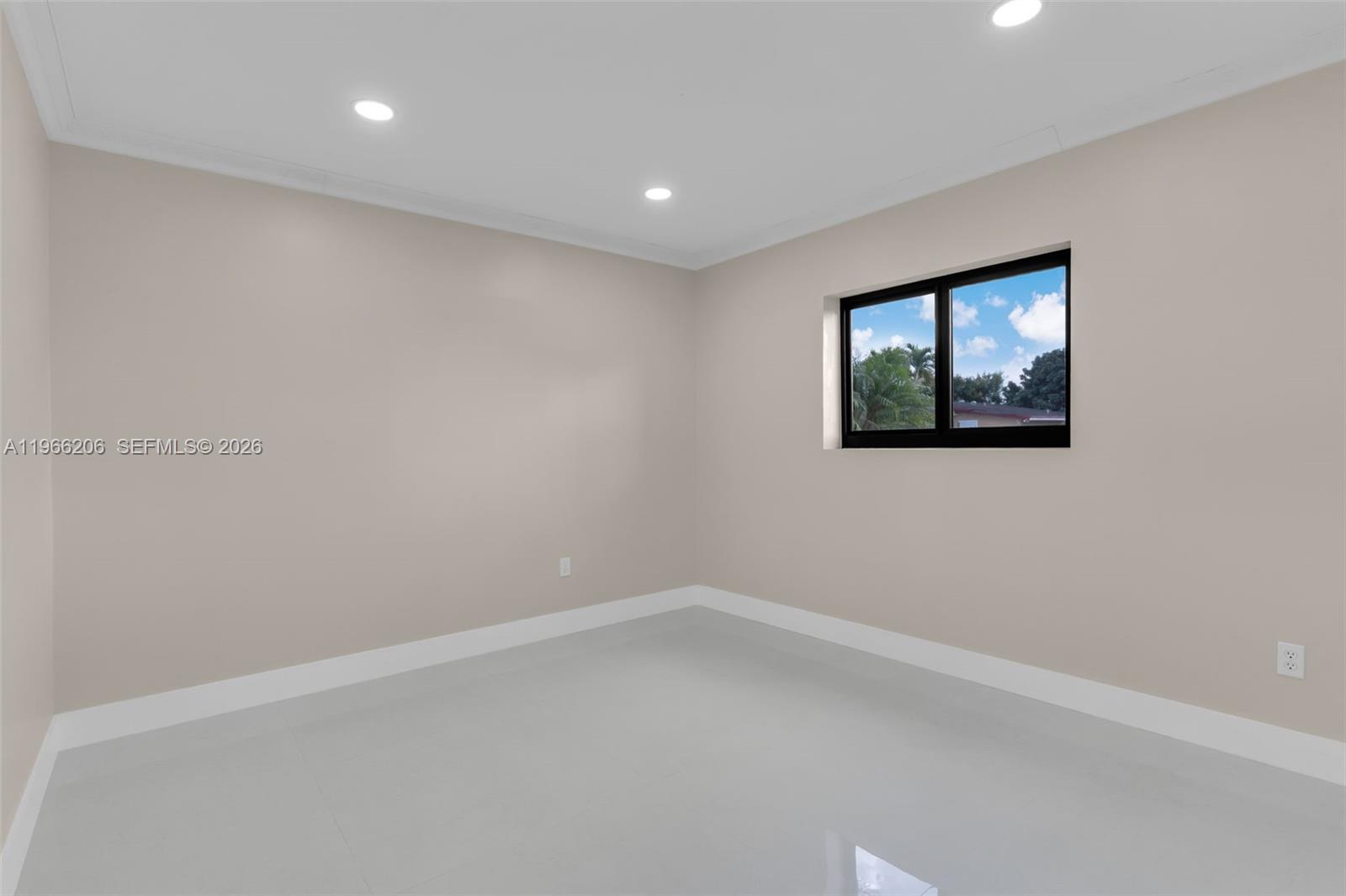 REPLAT OF PORTION OF FLOR - Residential