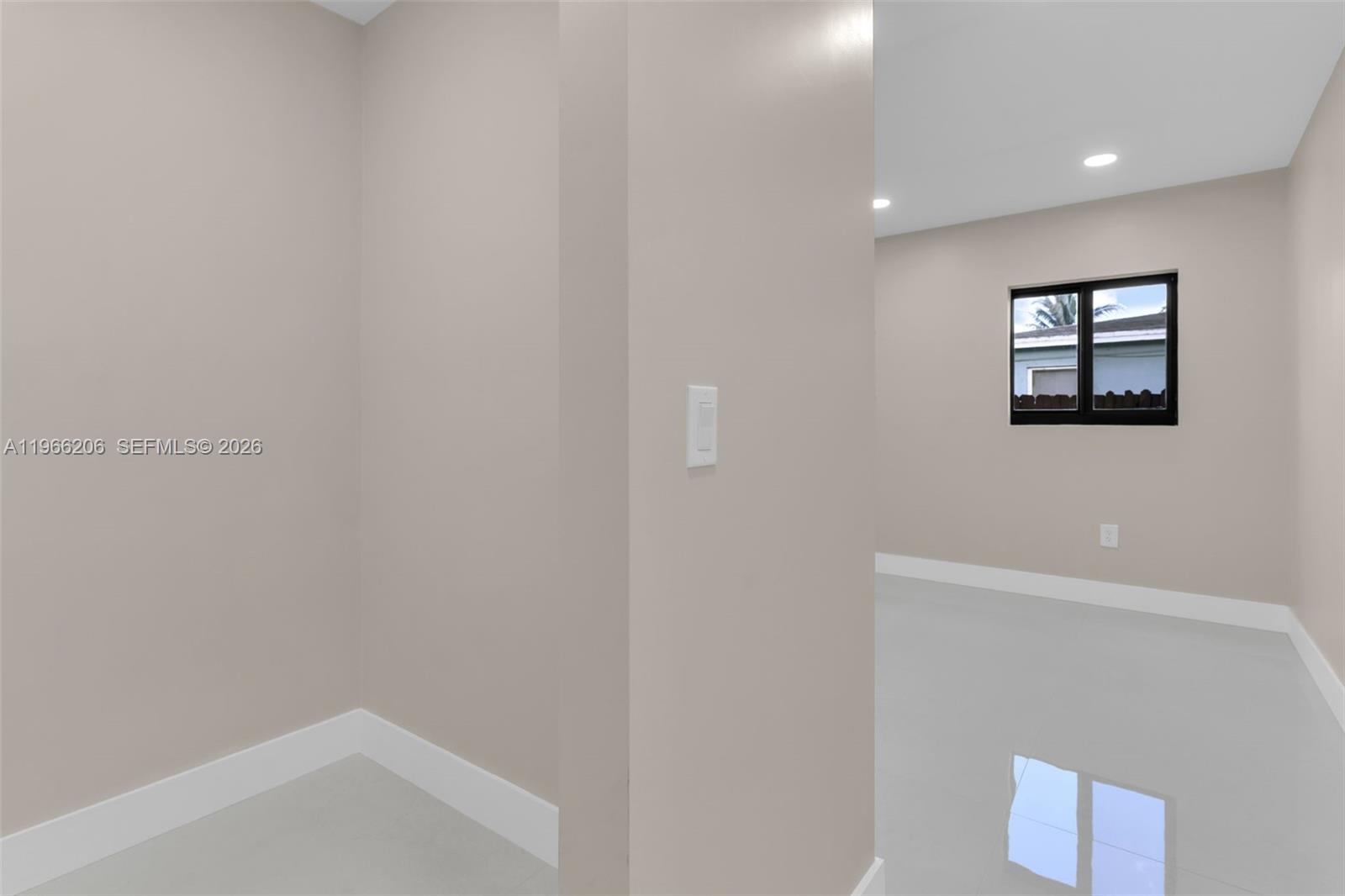 REPLAT OF PORTION OF FLOR - Residential