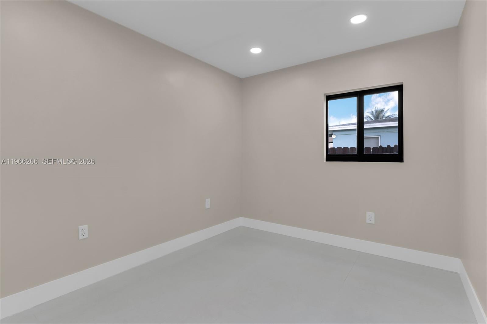 REPLAT OF PORTION OF FLOR - Residential