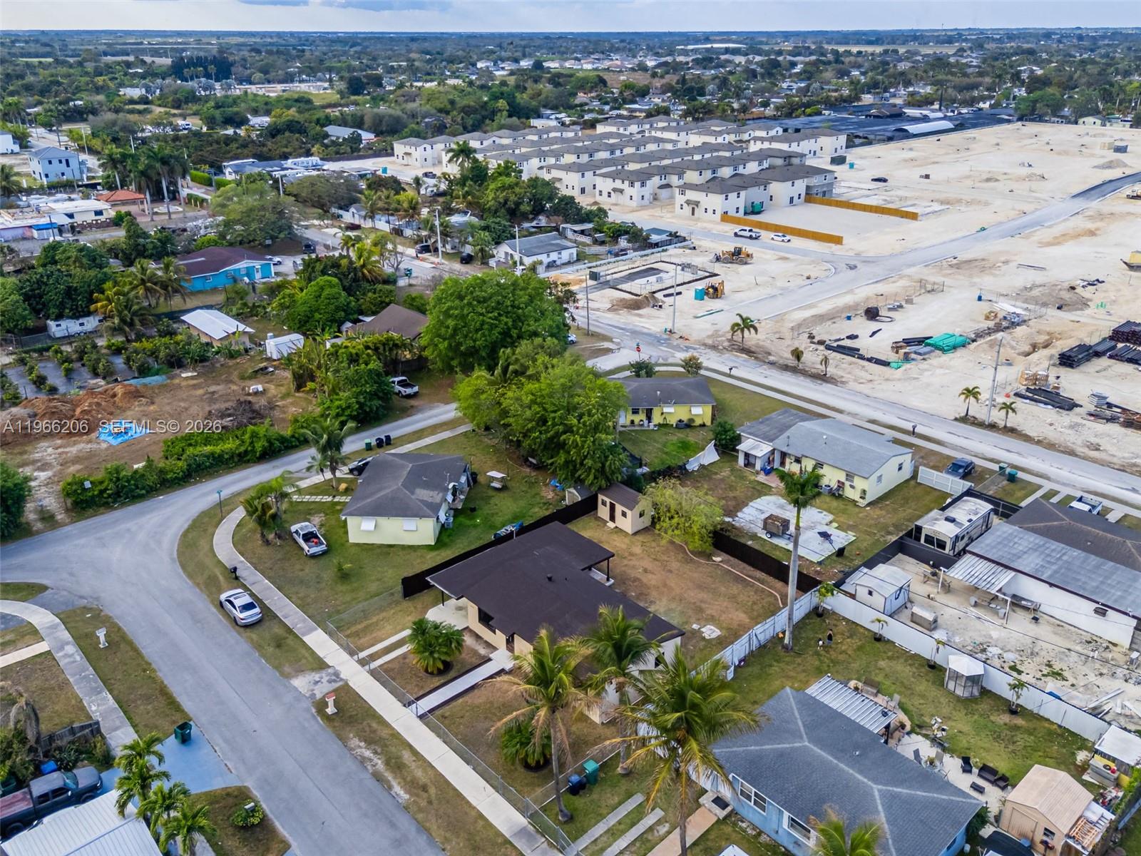 REPLAT OF PORTION OF FLOR - Residential