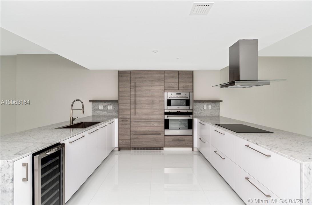 400 Sunny Isles - Residential Lease