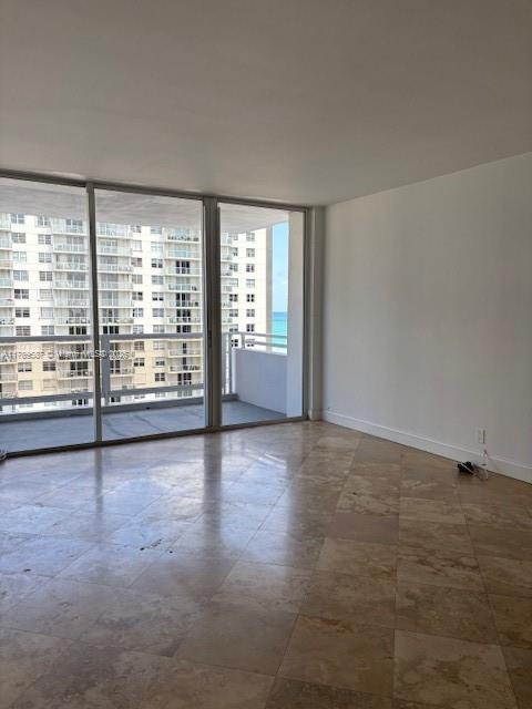 5700 Collins Ave 10D