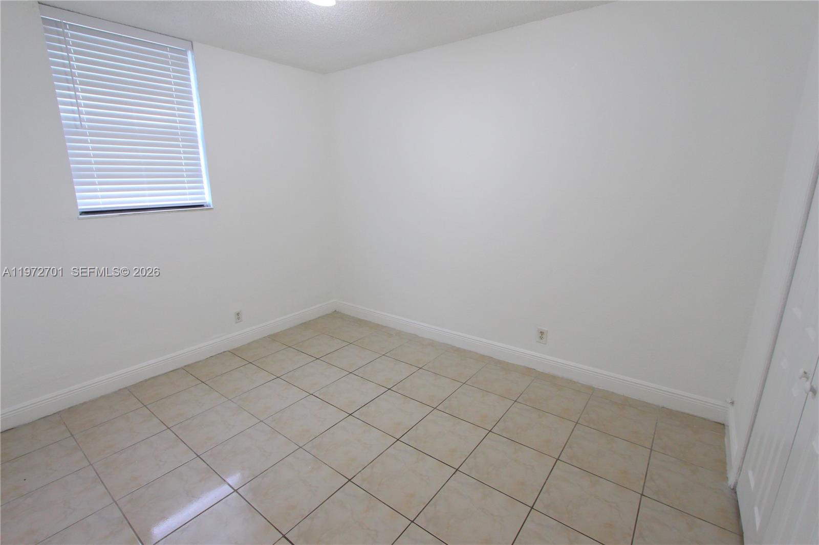 YOLANDA VILLAS CONDO - Residential Lease