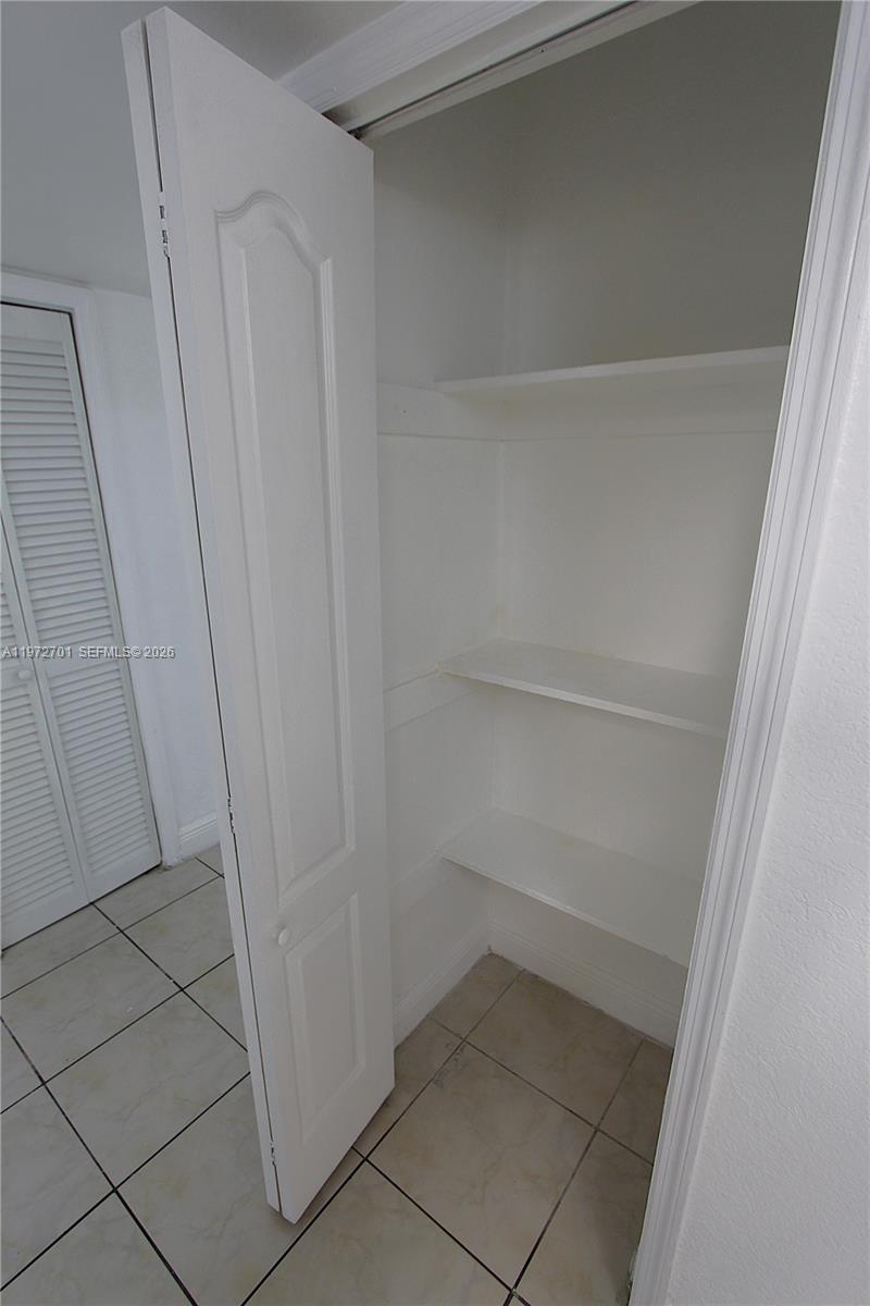 YOLANDA VILLAS CONDO - Residential Lease