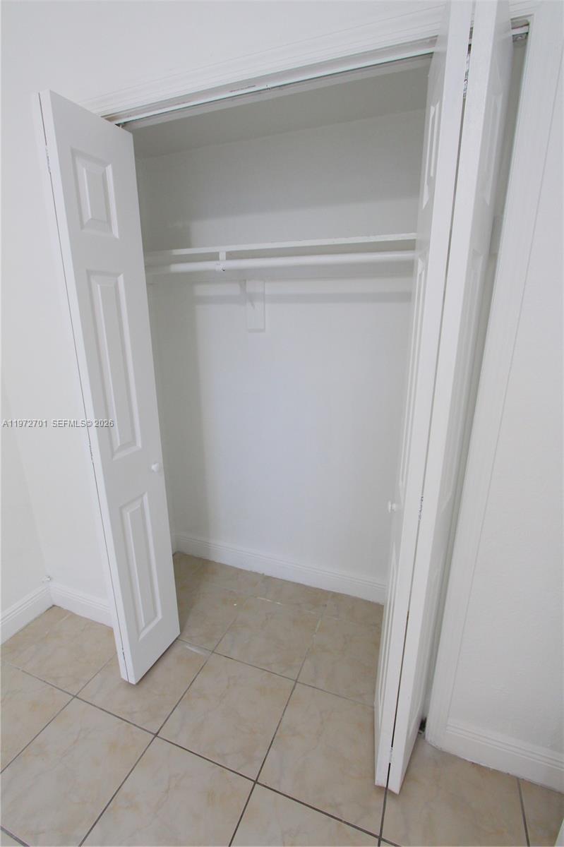YOLANDA VILLAS CONDO - Residential Lease
