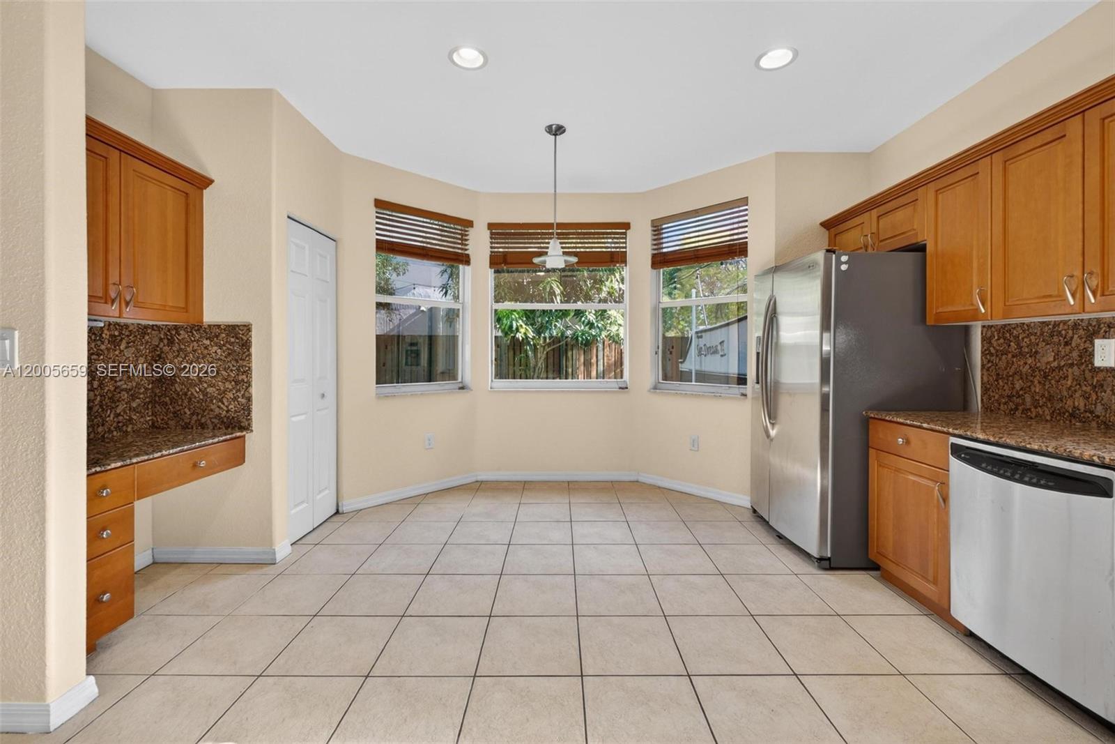 CANTAMAR - Residential Lease