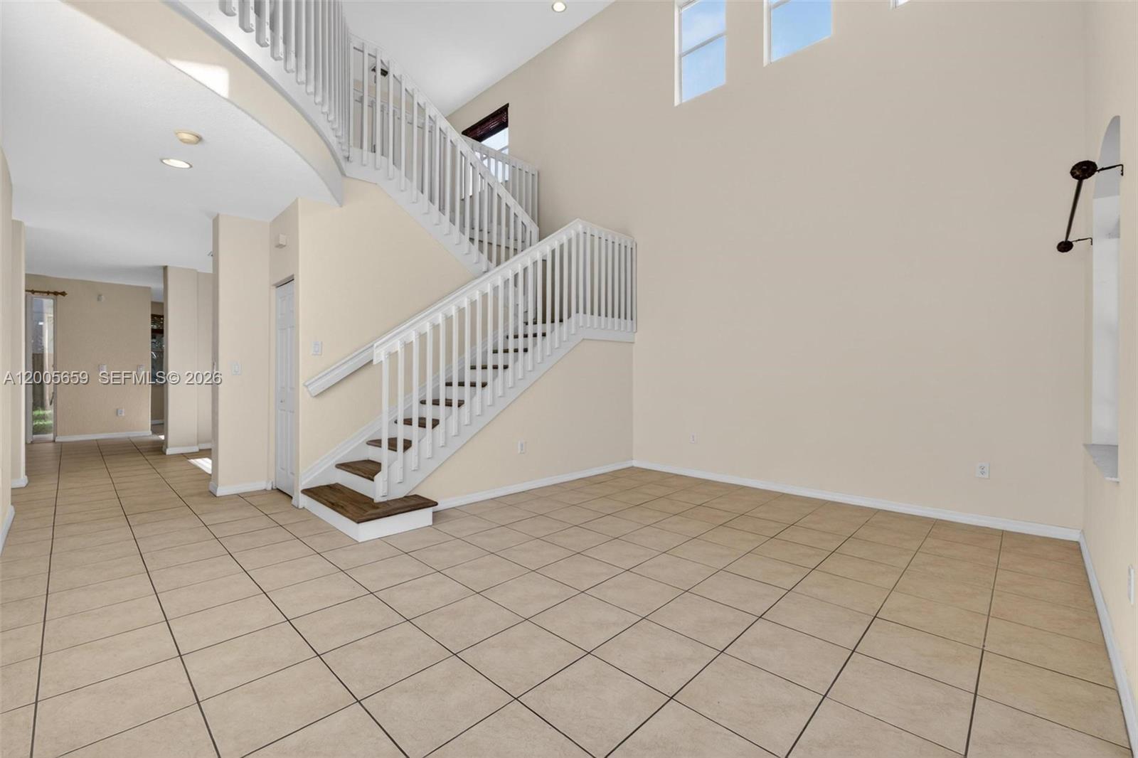 CANTAMAR - Residential Lease