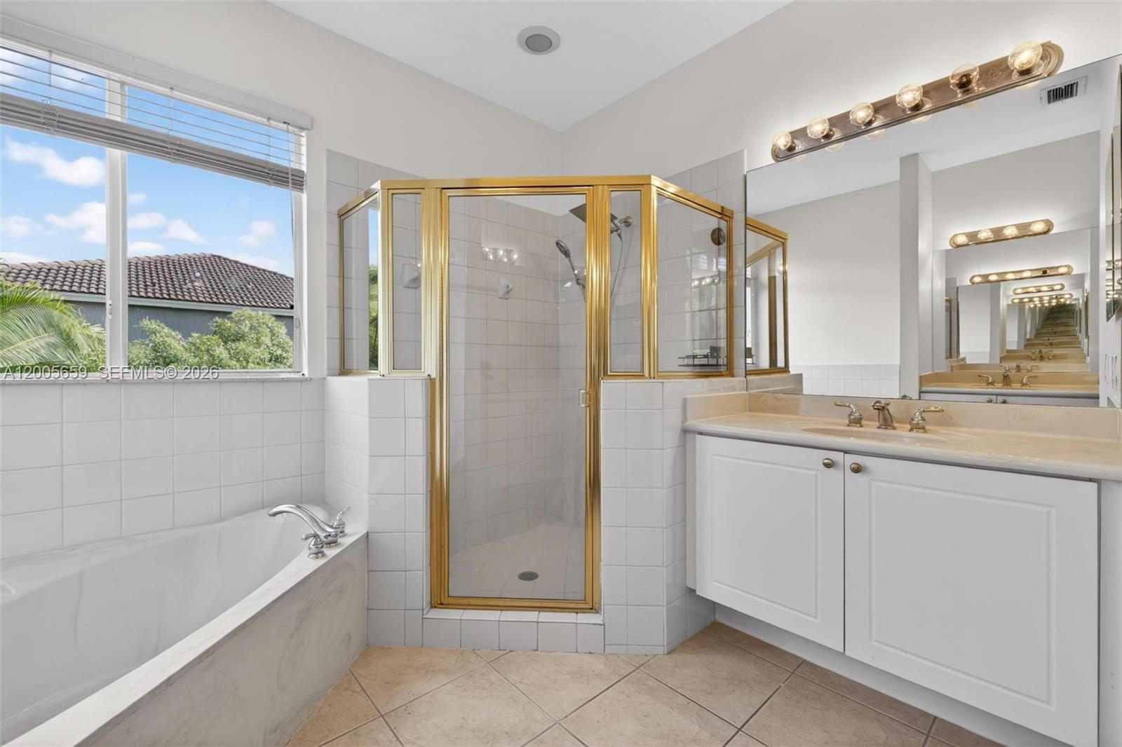 CANTAMAR - Residential Lease