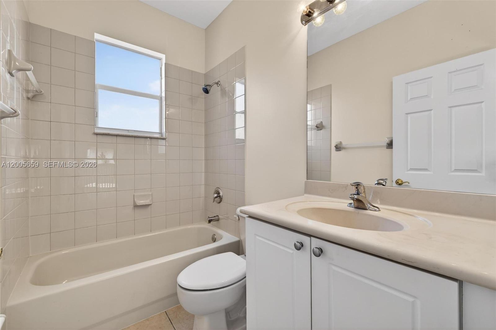 CANTAMAR - Residential Lease