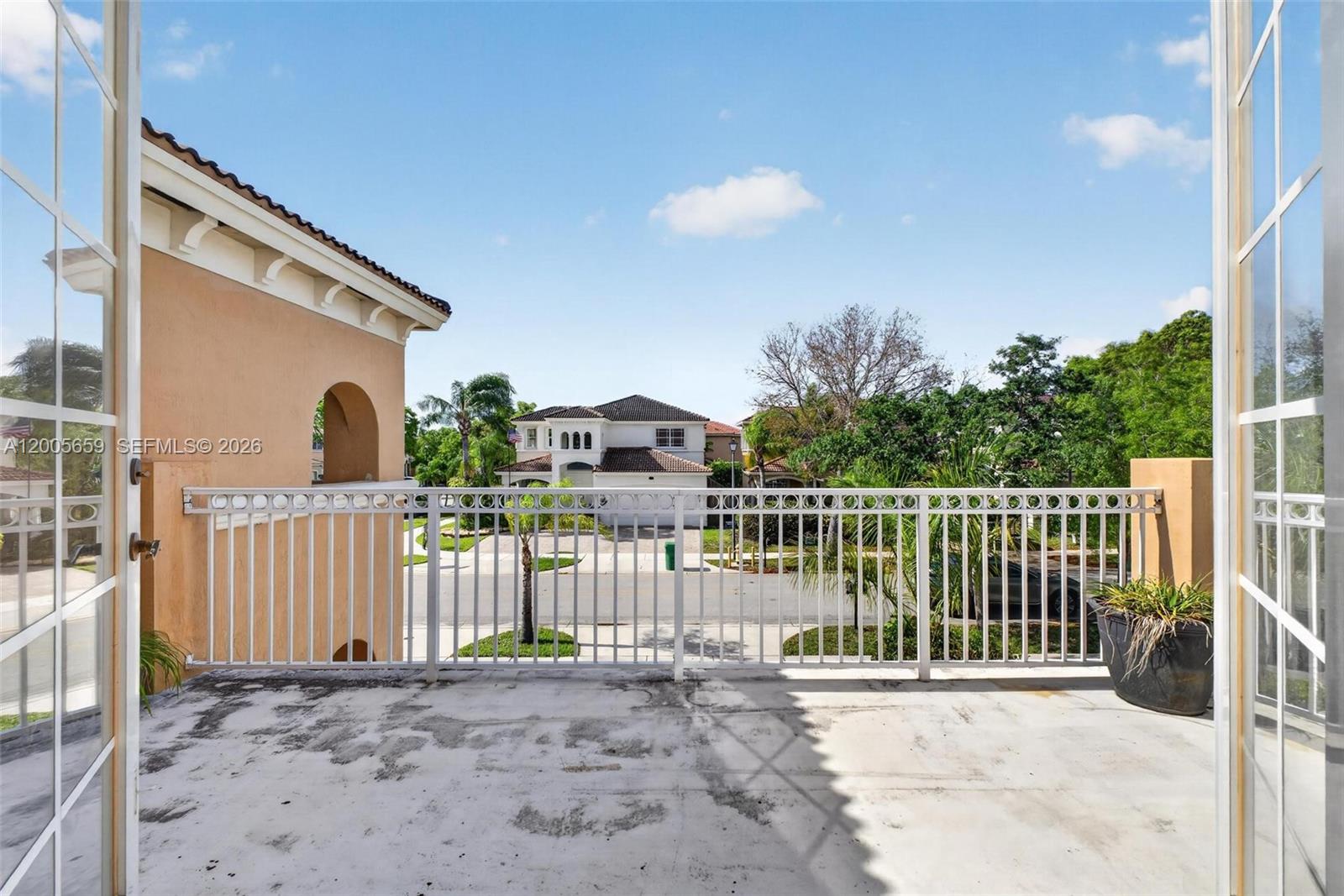 CANTAMAR - Residential Lease