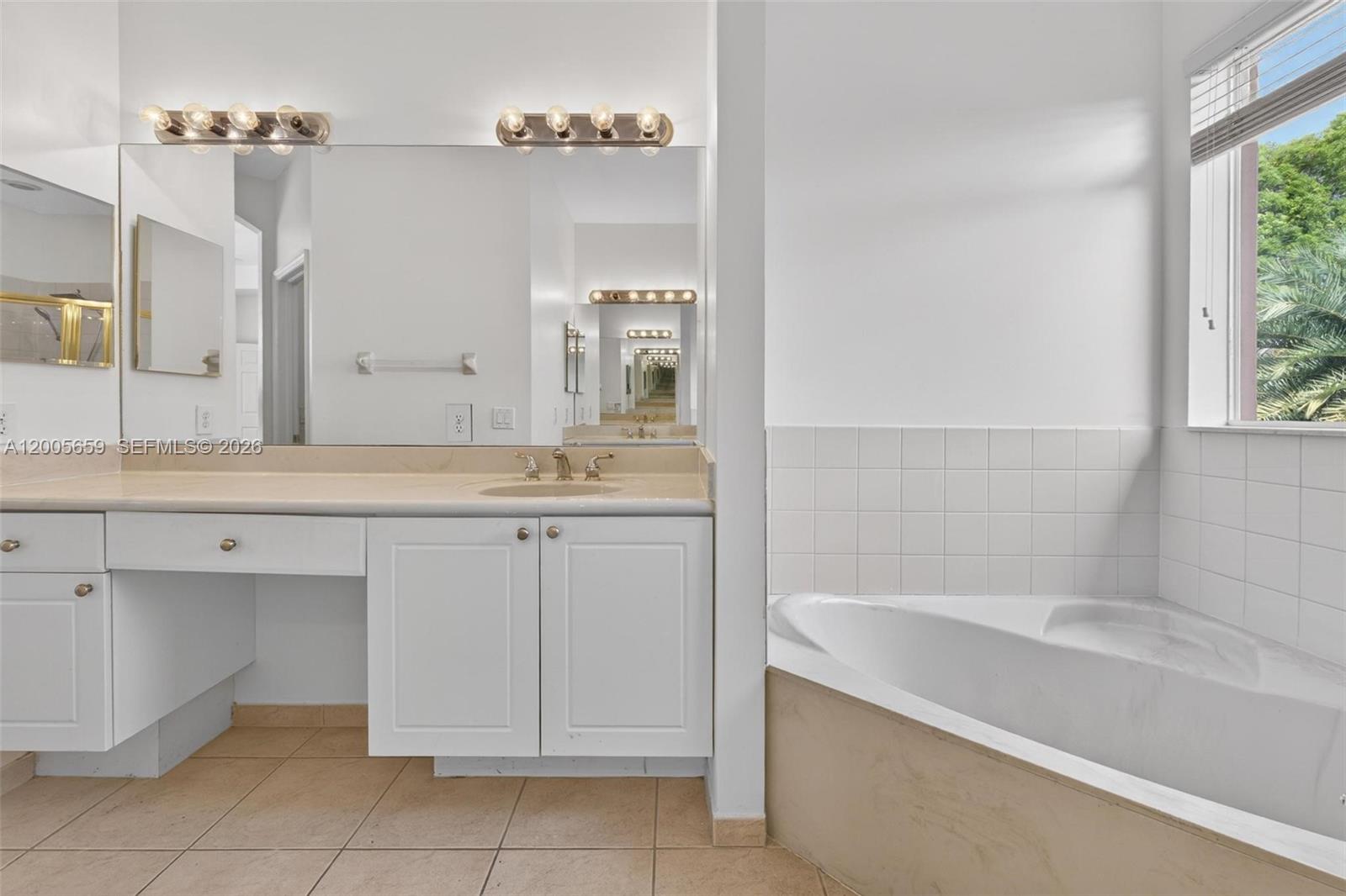 CANTAMAR - Residential Lease