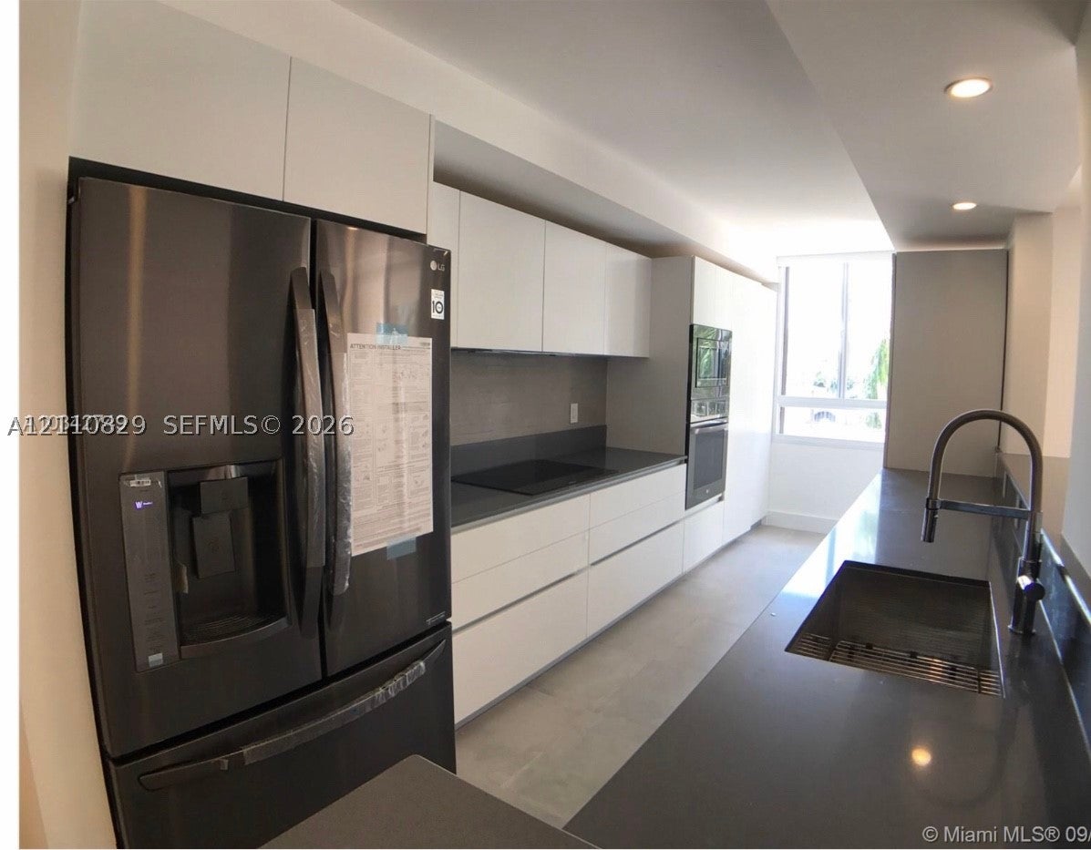 181 Crandon Blvd 102
