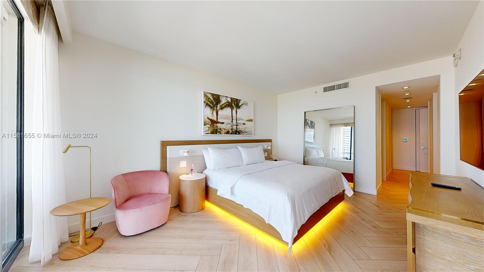 2201 COLLINS AVE CONDO - Residential