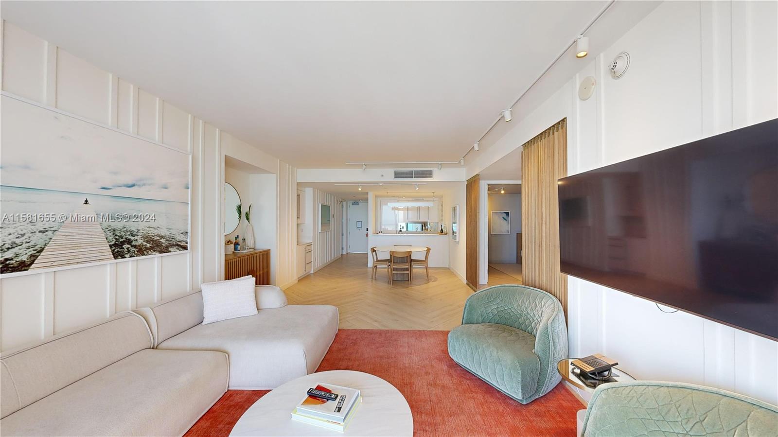 2201 COLLINS AVE CONDO - Residential