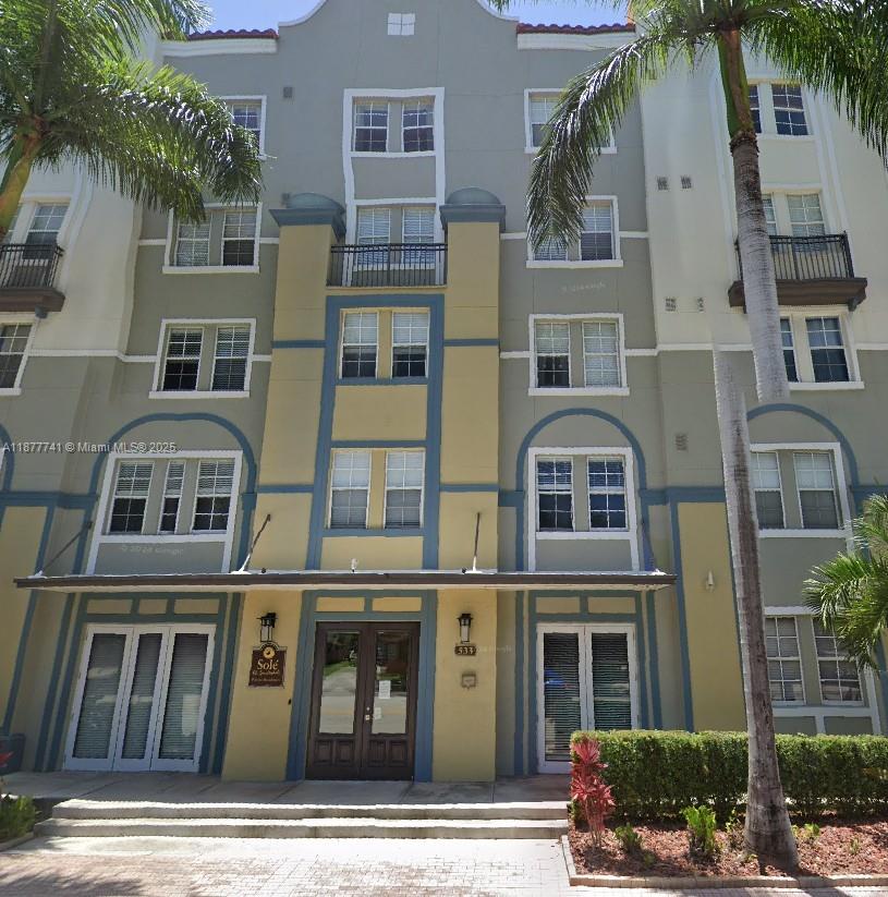 Live in the heart of Fort Lauderdale! This charming 1 bedroom, 1 bathroom condo with a private balcony and washer and dryer in unit which offers the perfect blend of comfort and location. Just minutes from Las Olas Boulevard, enjoy world-class dining, shopping, and nightlife at your doorstep.
You’ll love being only a short drive or bike ride to the beach, downtown, and major highways—making this the ideal spot for work and play. The unit features a bright and open layout, spacious bedroom, and relaxing balcony to unwind after a long day.
Don’t miss out on this incredible opportunity to live where others vacation!