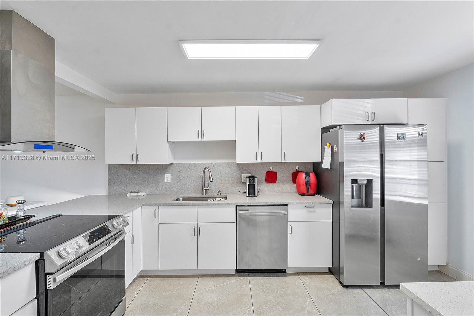 CRESTHAVEN CONDO TOWNHOME - Residential