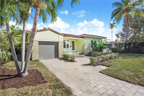 8975 Froude Ave Surfside FL 33154