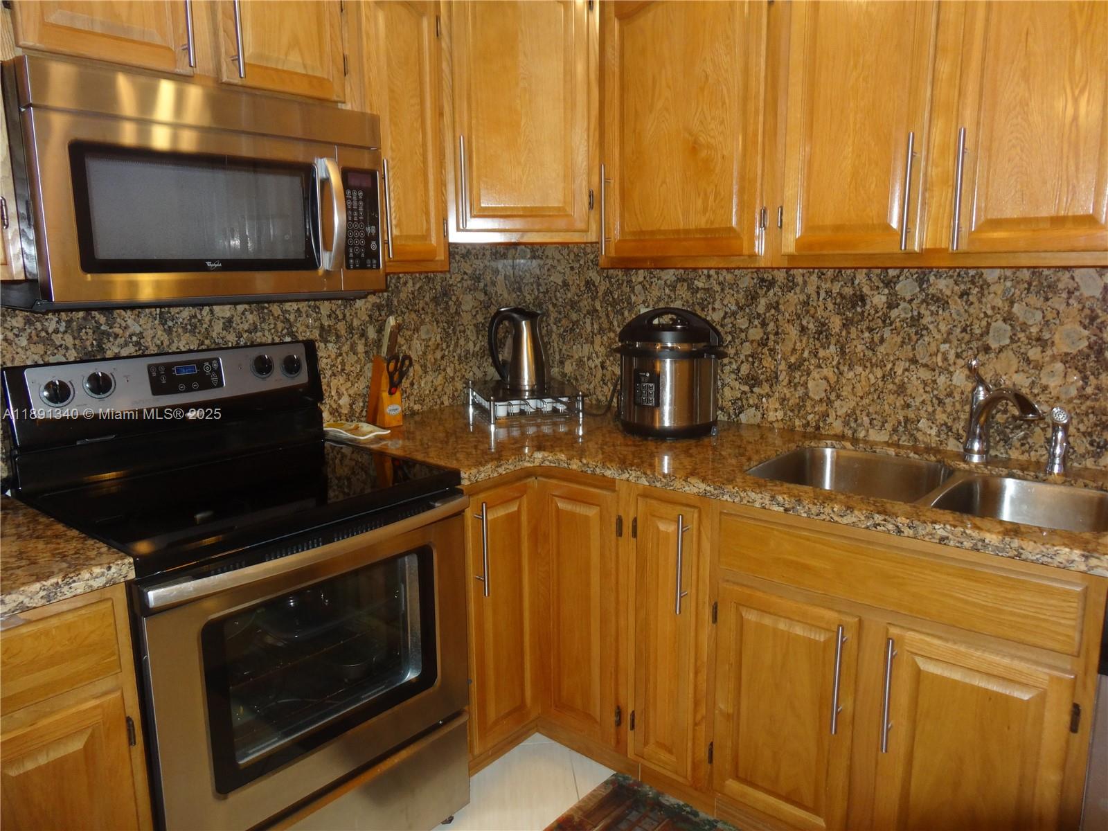 OLYMPUS CONDO PHASE - Residential Lease