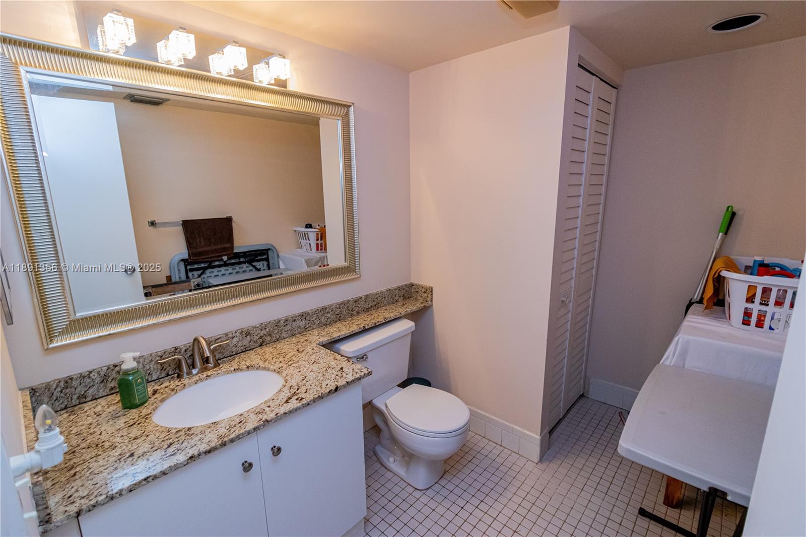 HAWTHORNE AT CENTURY VILL - Residential