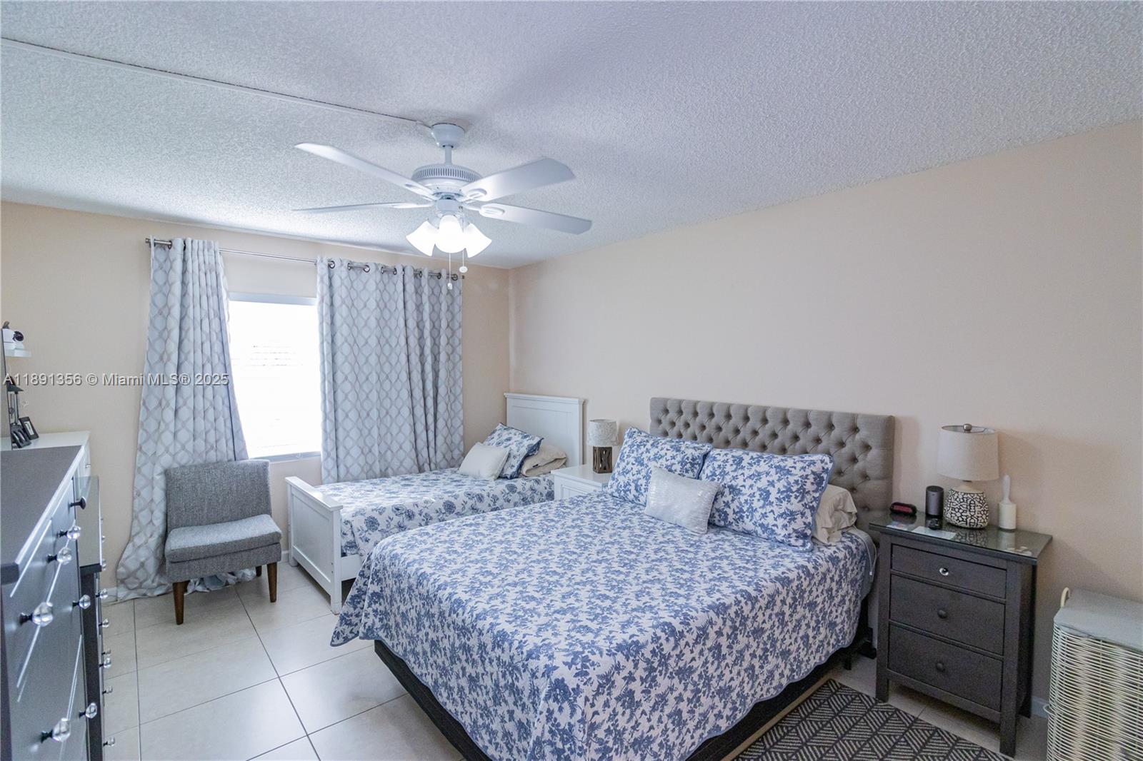 HAWTHORNE AT CENTURY VILL - Residential