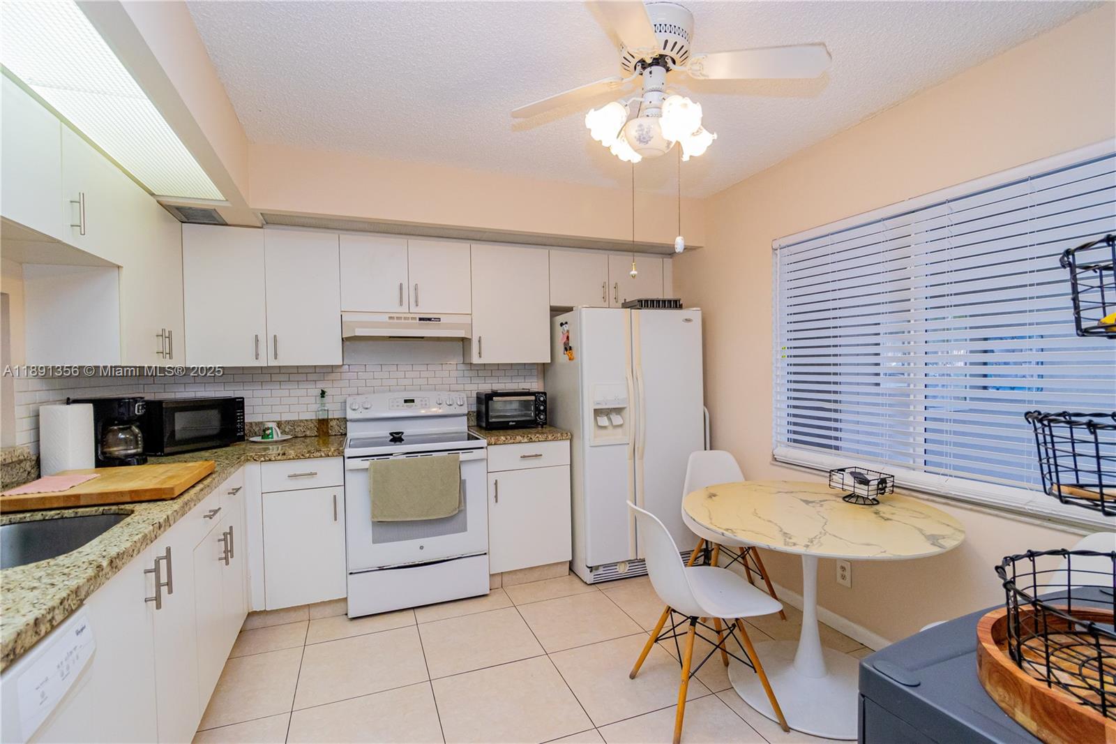 HAWTHORNE AT CENTURY VILL - Residential