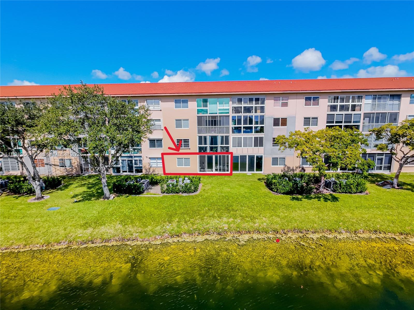 HAWTHORNE AT CENTURY VILL - Residential