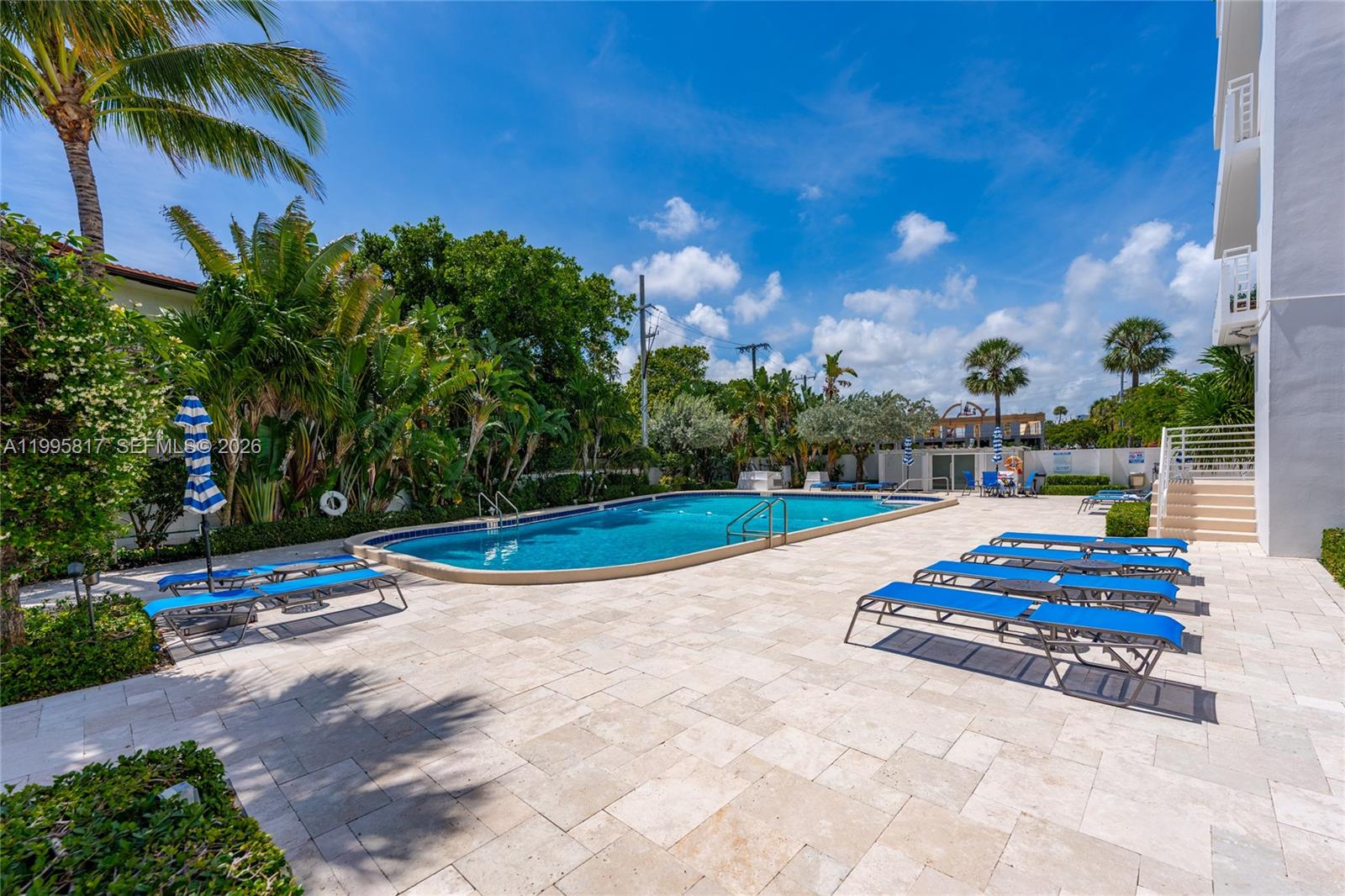 SUNRISE TOWER CONDO - Residential