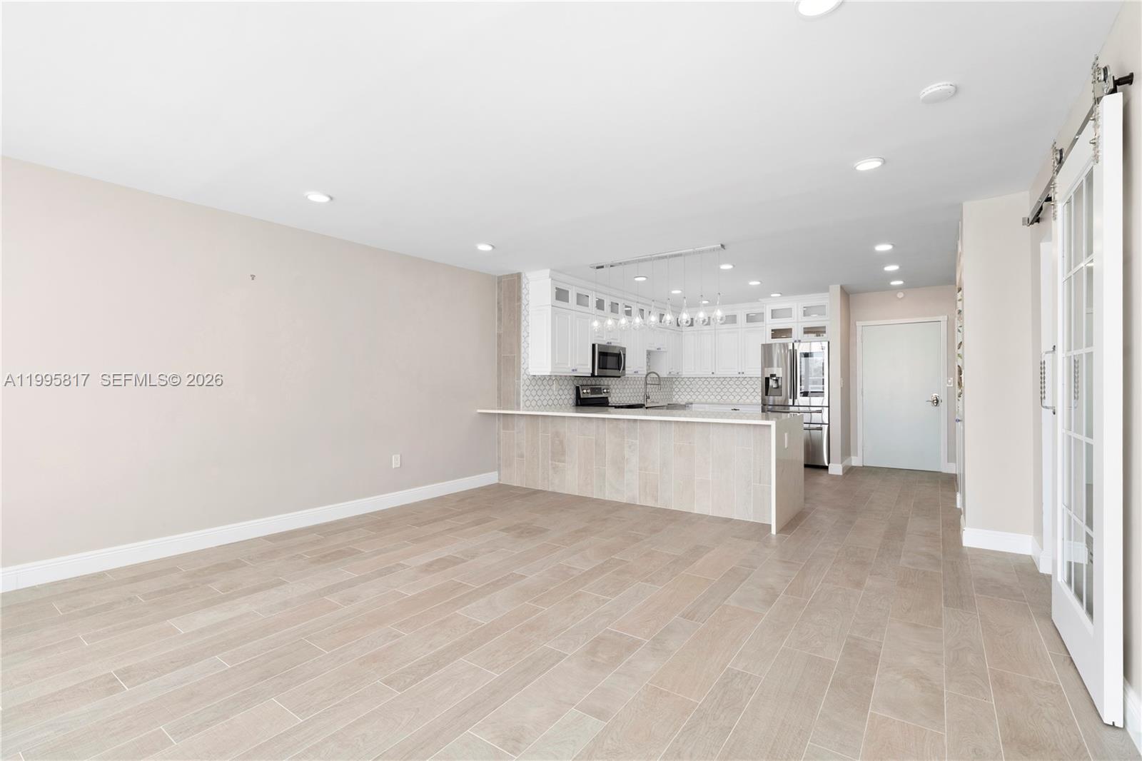 SUNRISE TOWER CONDO - Residential