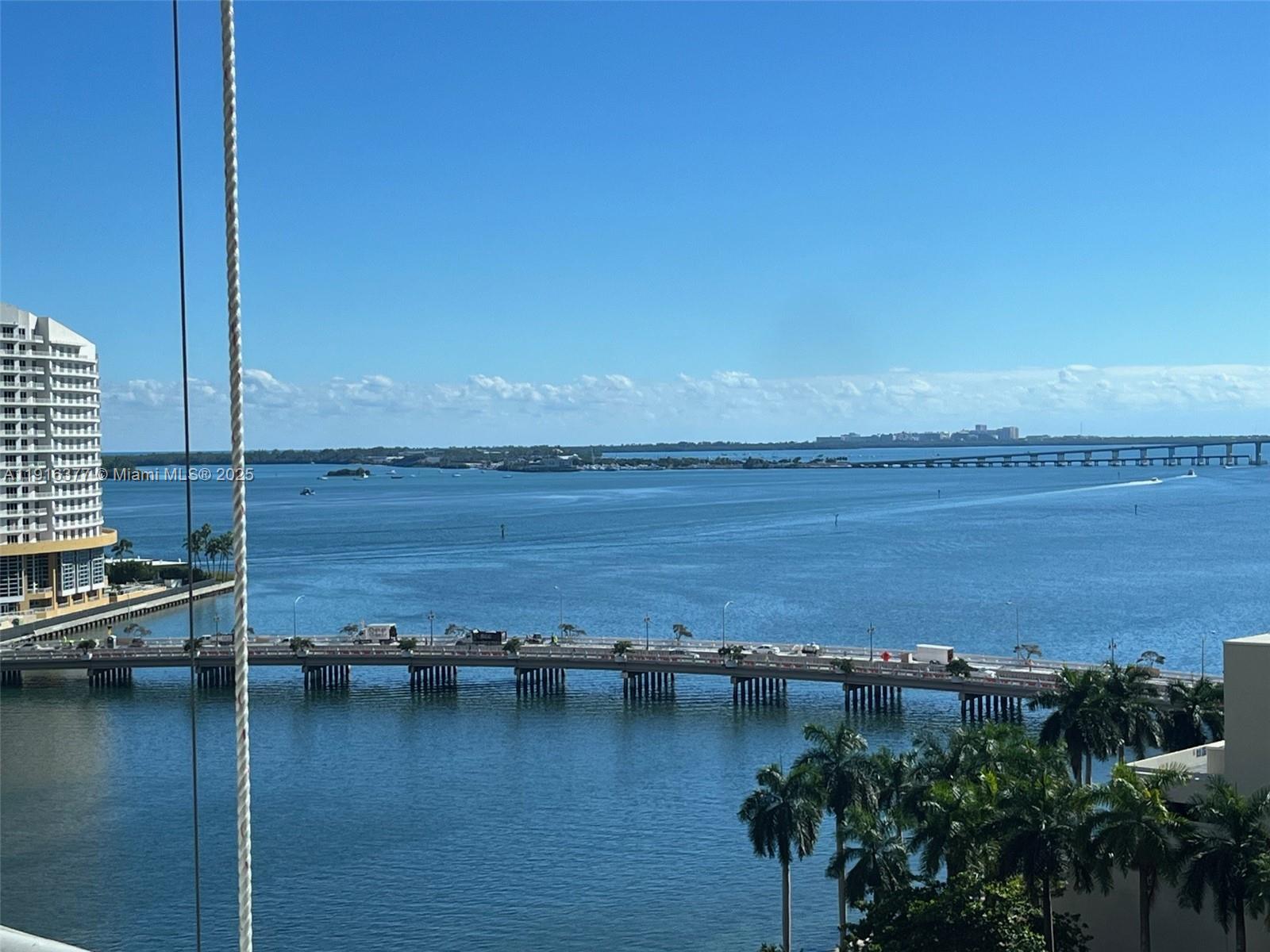 ICON BRICKELL NO TWO - Residential