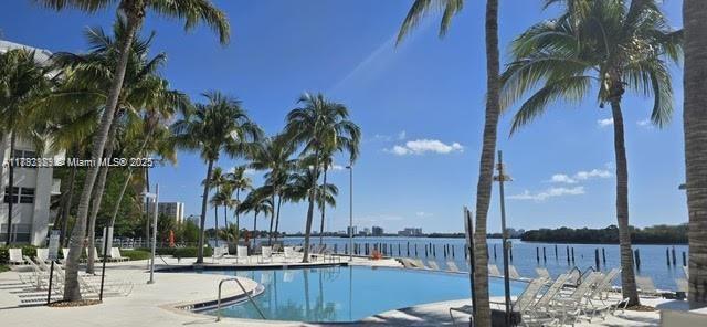 NIRVANA CONDO NO FIVE CON - Residential