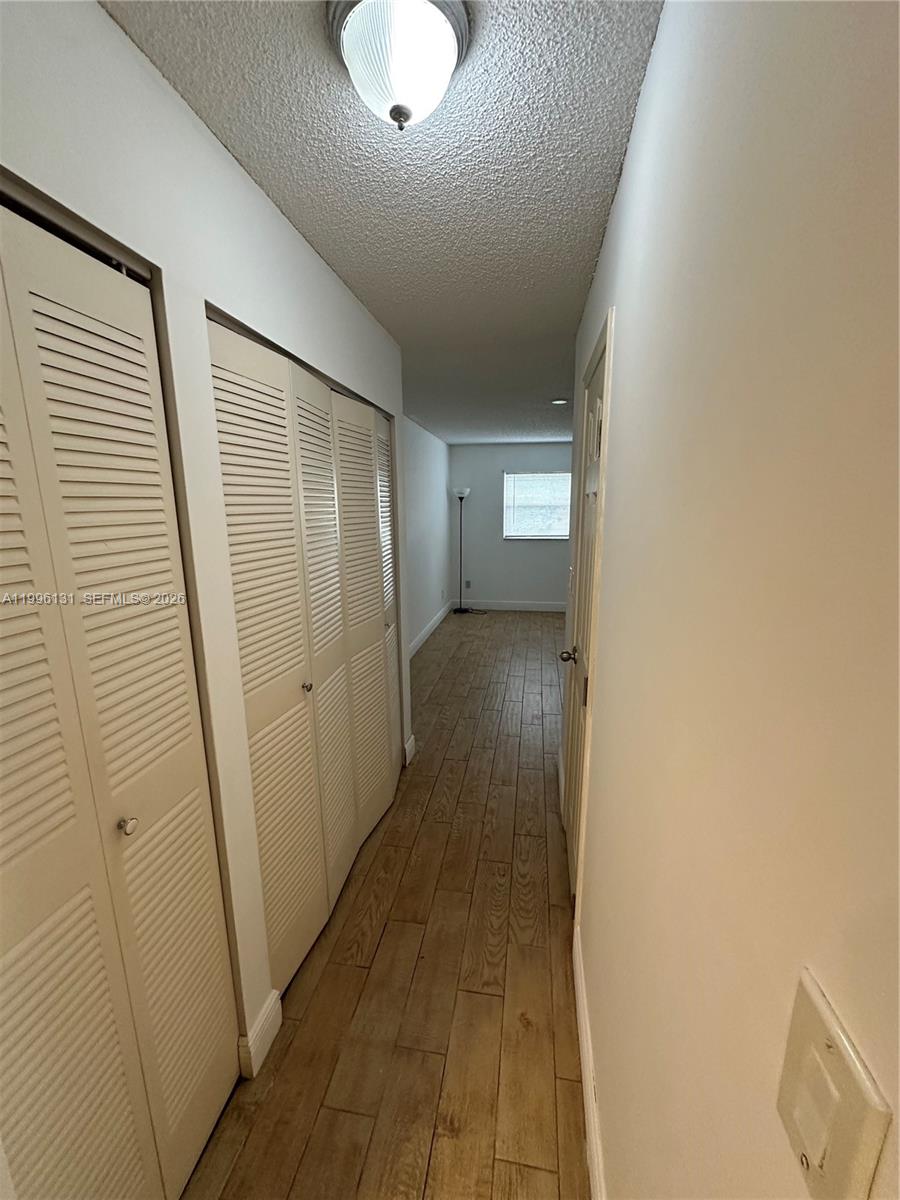 OAKS CONDO - Residential Lease