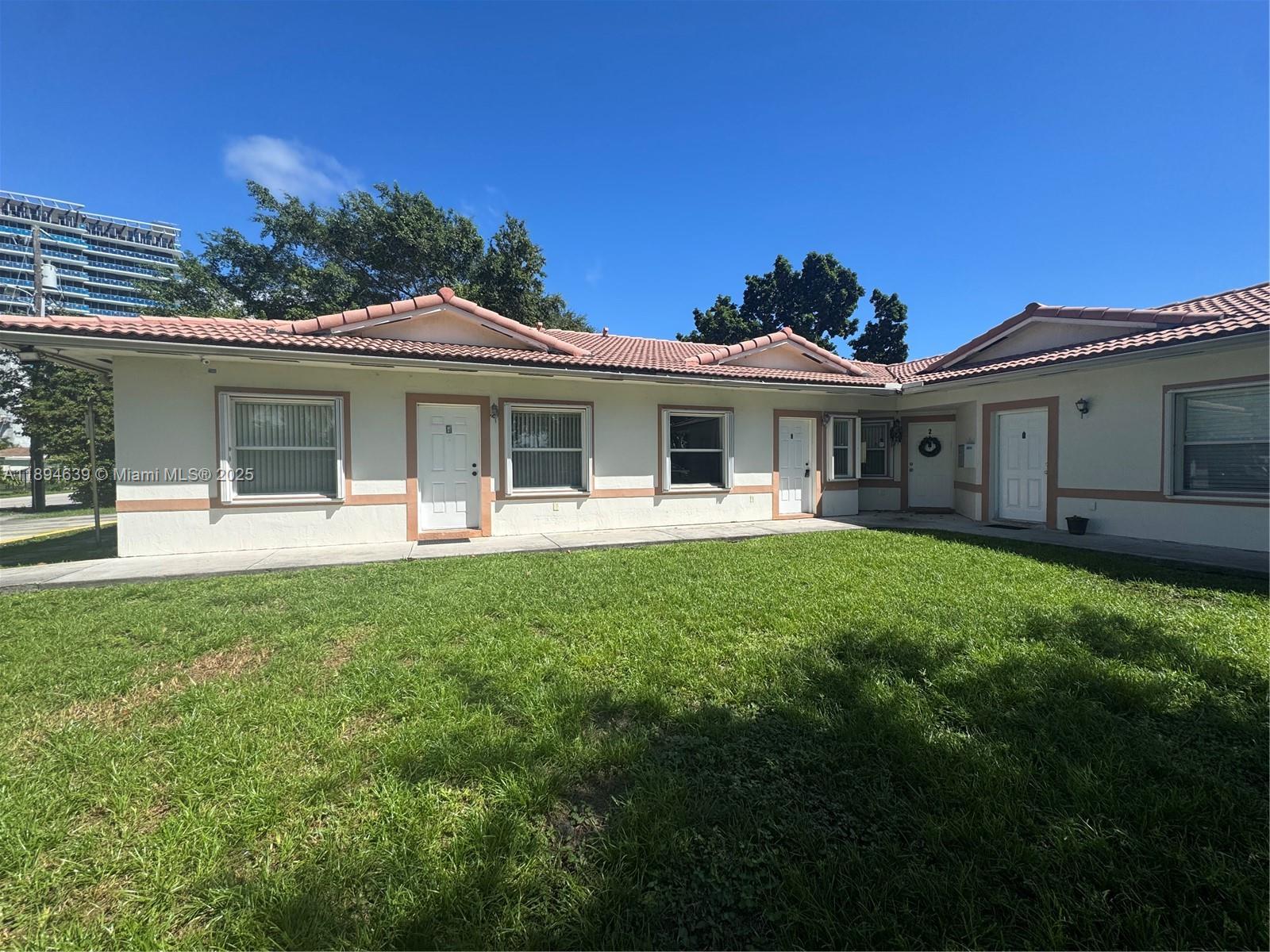 ARCH CREEK HIGHLANDS - Residential Lease