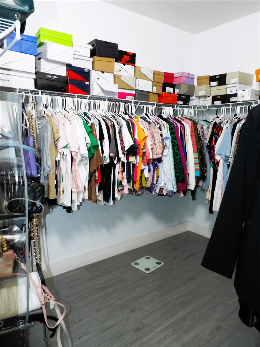 SANTA BARBARA - Residential