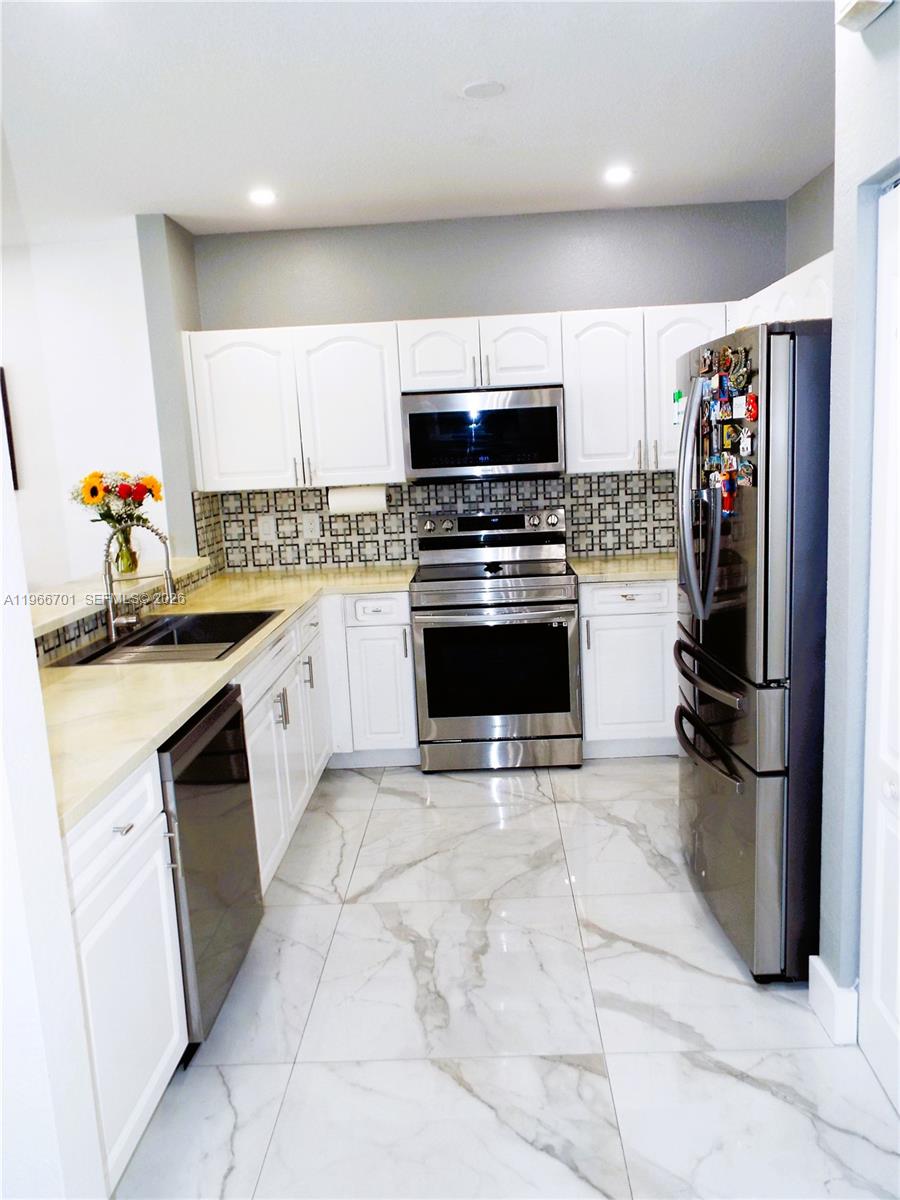 SANTA BARBARA - Residential