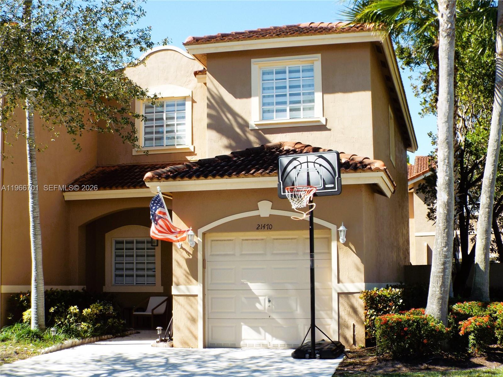 SANTA BARBARA - Residential