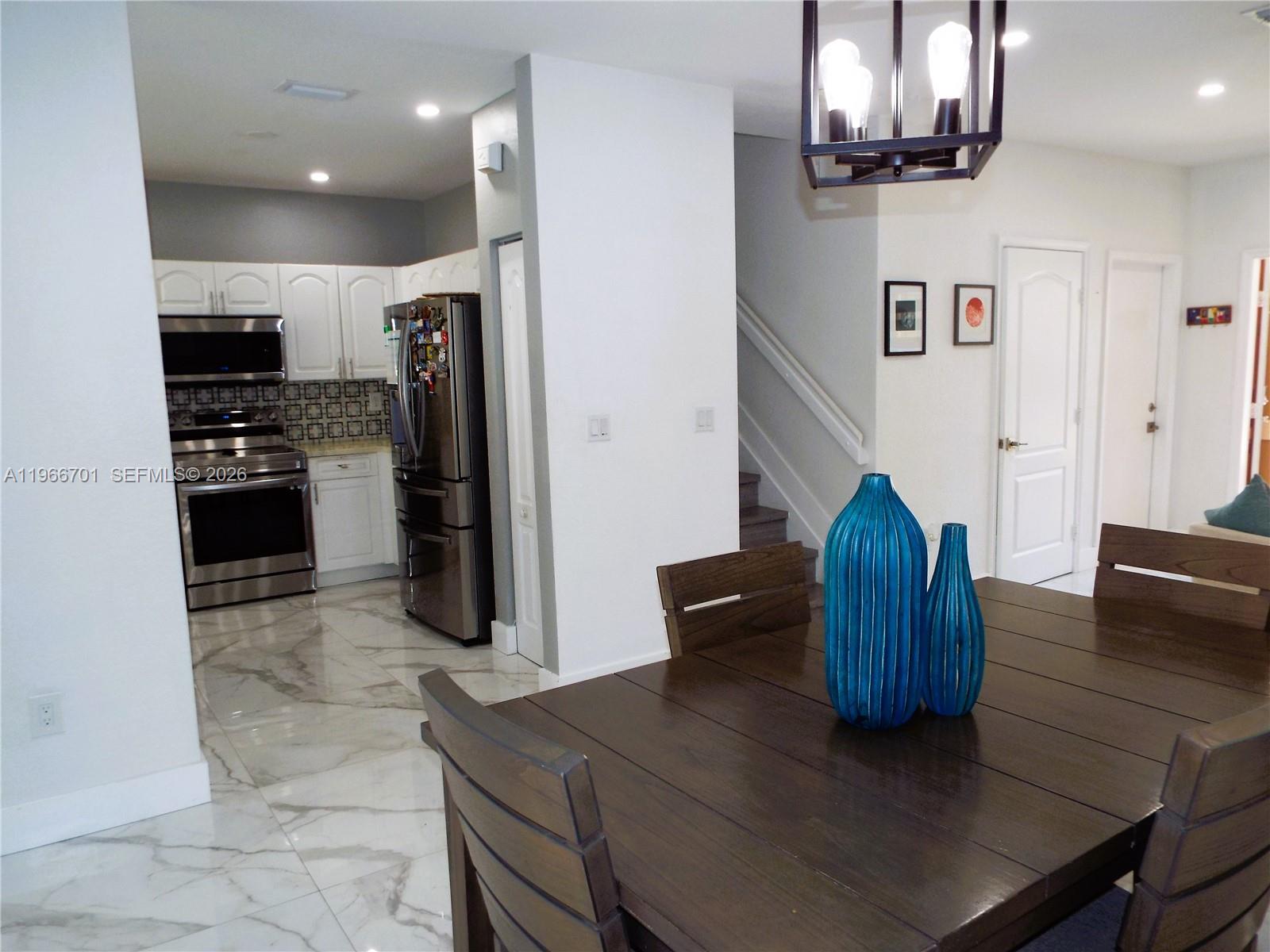 SANTA BARBARA - Residential