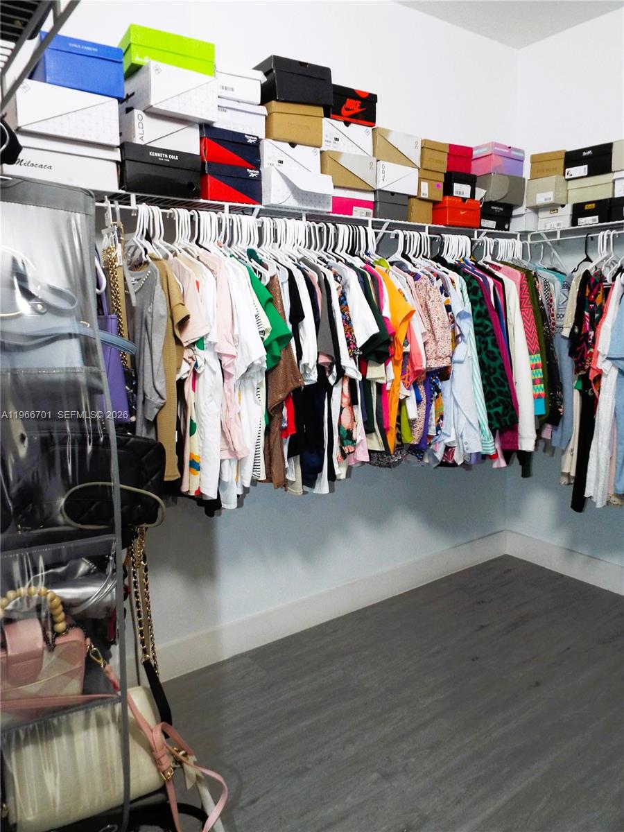 SANTA BARBARA - Residential